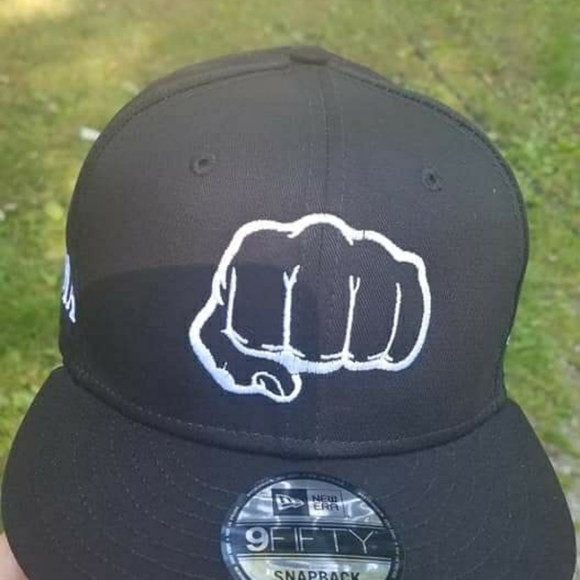 NEW!!! Snap back hat - Picture 1 of 3